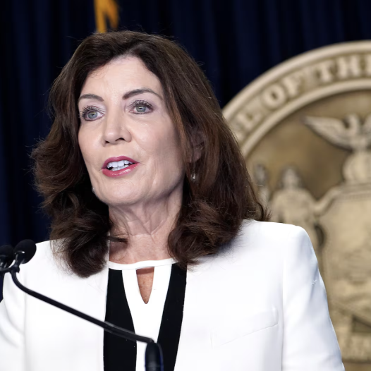 Albany to send $35.9B to NY schools as negotiations over mayoral control continue, Hochul says